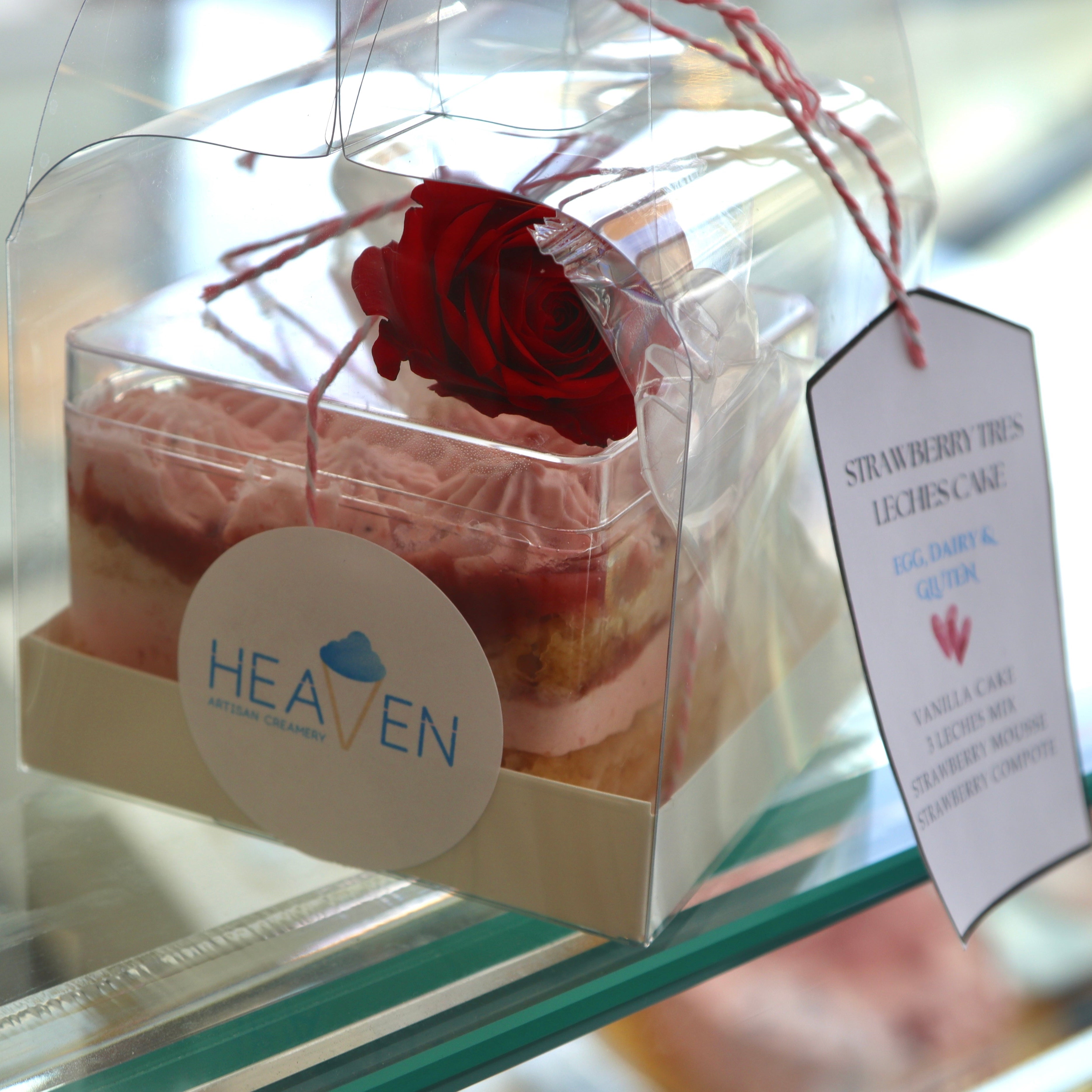 Strawberry Tres Leches Cake in Valentines (3 Count)